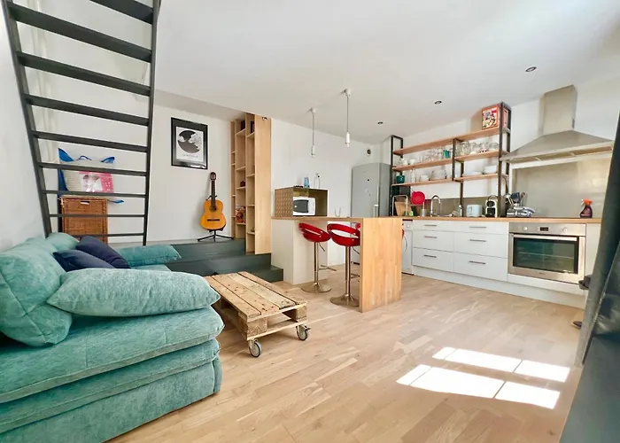 Appartement Sur Le Port - Duplex Cosy & Moderne Face Au Port - Wifi Gratuite - Parfaitement Equipe